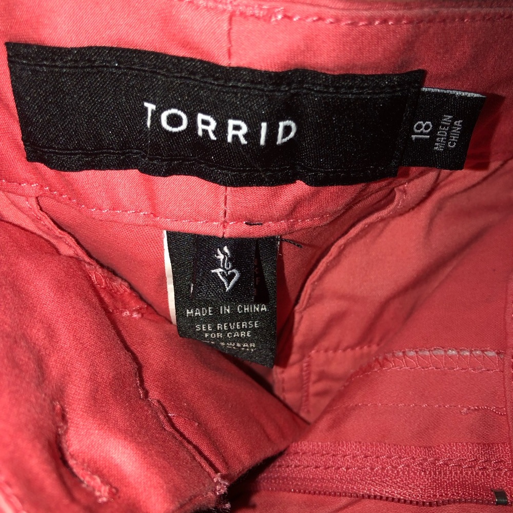 Torrid pink shorts size 18 Cotton blend 98% - Picture 5 of 10